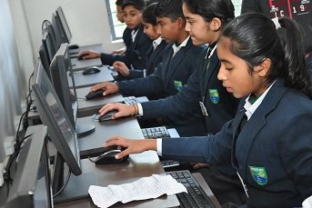 Computer Lab In HighLand Hall Convent School Saharanpur